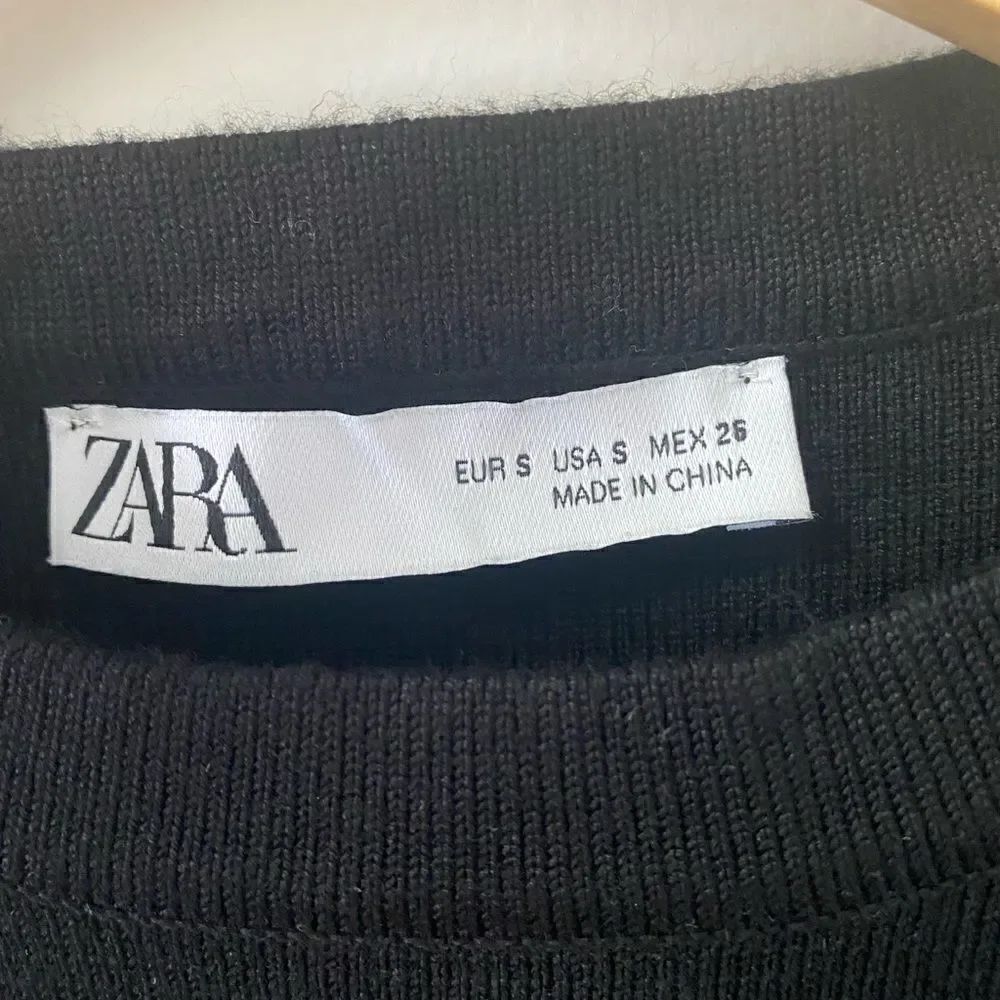 Zara black cropped top - Picture 3 of 3